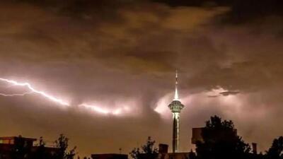 تهران همچنان در هجوم طوفان؛ برای بارش باران آماده باشید +هواشناسی ۱۸ تا ۲۱ اردیبهشت