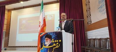 لزوم مکلف کردن آموزش و پرورش برای اصلاح قانون رتبه‌بندی معلمان