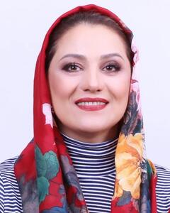 شبنم مقدمی در کنار مهدی یغمایی و همسرش+ عکس