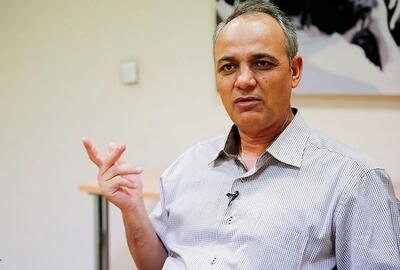احمد زیدآبادی: ترامپ واقعاً دردسرساز است