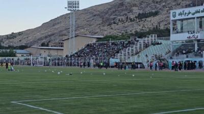 حال و هوای ورزشگاه تختی قبل از بازی خیبر و پرسپولیس