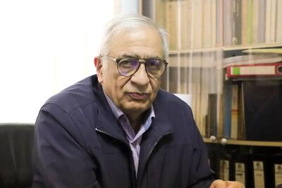 افشاگری رئیس‌کل اسبق بانک مرکزی: در دولت رئیسی 200 هزار میلیارد به بانک آینده دادند + فیلم
