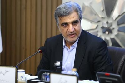رفع کسری ۳۰۰ هزار میلیارد تومانی تأمین اجتماعی، نیاز به منابع پایدار و همراهی دولت دارد