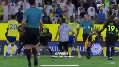 درگیری شدید بازیکنان الاتحاد و النصر پس از سوت پایان