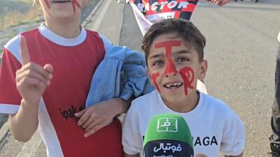 گفت‌و‌گوی بامزه با کودک تراکتوری پیش از دیدار با نساجی
