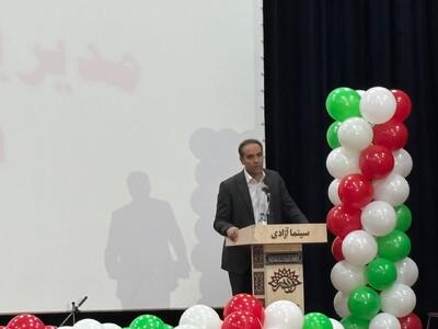 معلمان با تعهد و عشق مسیرهای سخت را برای تعلیم نسل آینده طی می‌کنند