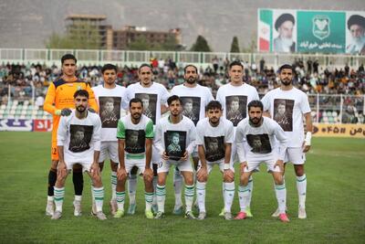 عکس | پوستر باشگاه خیبر با چهره کاپیتان پرسپولیس و برادرش - پارس فوتبال
