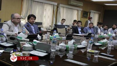 زبان فارسی محور گفتگوی اندیشمندان