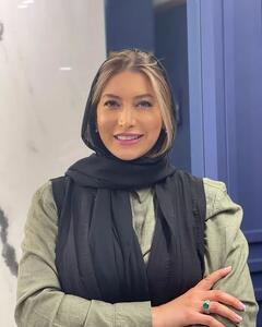 فریبا نادری در بهار ۱۴۰۴؛ تصویری متفاوت با گل‌های شکوفه‌زده روی روسری‌اش! اندیشه معاصر