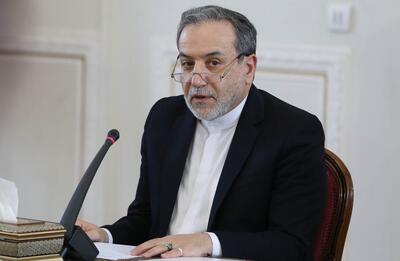 عراقچی: دوستان عمانی از ما در مورد یکشنبه [برای مذاکره با امریکا] سوال کردند و ما نظر موافق خود را اعلام کردیم؛ ظاهرا با طرف مقابل هم صحبت داشته‌اند /  تا اینجا قرار است که مذاکرات یکشنبه برگزار شود / در مورد ساعت شروع مذاکرات منتظر هماهنگی توسط طرف عمانی هستیم