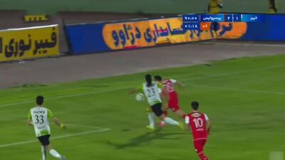ادعای باشگاه خیبر مبنی بر صحنه مشکوک به هند روی گل دوم پرسپولیس!
