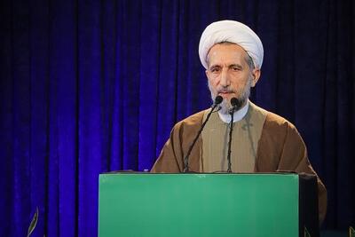 امام جمعه قزوین: برق مشترکان نباید بدون اطلاع قبلی قطع شود
