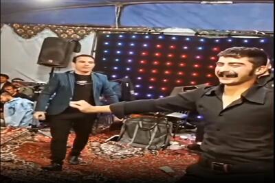 آواز شاد؛ پسره شبیه بازیگرای ترکیه ای تو فیلمای جناییه ولی یه رقص کمر لرزونی رفت لطیف