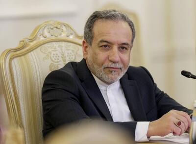 عراقچی: به صراحت می‌گویم که اگر هدف مذاکرات محروم کردن ایران از حقوق هسته‌ای باشد، از هیچ یک از حقوق خود عقب نخواهیم نشست