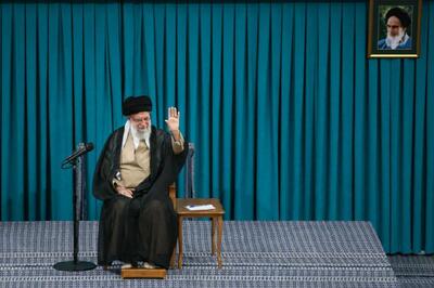 تصاویری از دیدار امروز کارگران با رهبر انقلاب