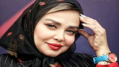 تصویر روز | چهره دیدنی و خاص بهاره رهنما در کافه مجلل نیویورک | گلی شی