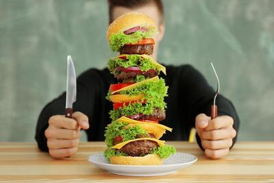 چند توصیه کاربردی برای مقابله با پرخوری عصبی