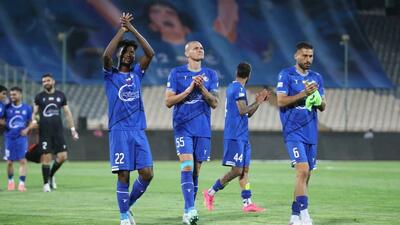 استقلال به ضرر پرسپولیس بازی می‌کند؟