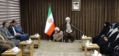 نماینده ولی فقیه در کردستان: بهبود وضعیت مطالعه نیاز امروز دانش‌آموزان است 