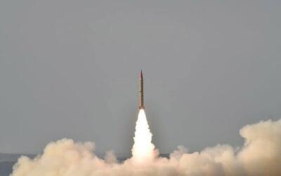 ارتش پاکستان مدعی حمله به چند پایگاه موشکی و هوایی هند شد