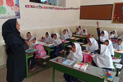 زمان ثبت‌نام دانش‌آموزان اتباع برای سال تحصیلی جدید اعلام شد