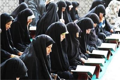 حوزه علمیه درحال فراهم کردن زمینه استقرار حکومت عدل جهانی است
