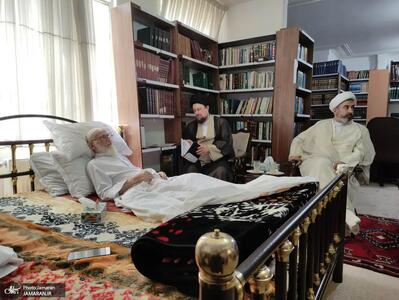 عیادت سیدحسن خمینی از آیت‌الله نوری همدانی