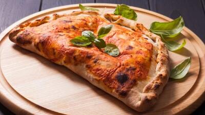 طرز تهیه کالزونه مرغ متفاوت و خوشمزه + فیلم - سبک ایده آل