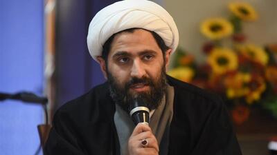 نهضت انقلاب مبتنی بر قرآن و عمل به آیات قرآن بود
