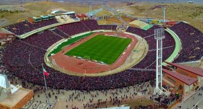 مخالفت فدراسیون فوتبال با درخواست عجیب تراکتوری‌ها
