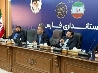 احزاب باید برای اداره کشور در حوزه‌های مختلف مدیر پرورش دهند