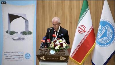 برنامه‌های درسی دانشگاه‌ها نیازمند بازنگری است