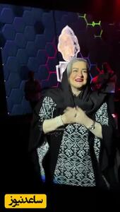 ترانه‌خوانی احساسی سینا درخشنده برای نعیمه نظام‌دوست + فیلم