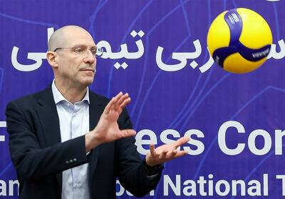 پیاتزا و دستیارانش، پنجشنبه شب در تهران - پارس فوتبال
