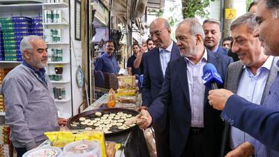 بازدید سرزده پزشکیان از بازار سنتی کرمانشاه/ گفت‌وگوی صمیمی با مردم