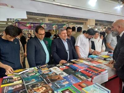 بازدید حضرتی از نمایشگاه بین‌المللی کتاب تهران