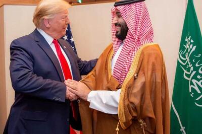 فیلم| ویدئویی از لاو ترکاندن ترامپ و بن سلمان هنگام خداحافظی | روزنو