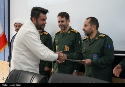 تقدیر سپاه از مدیر دفتر استانی خبرگزاری تسنیم در زنجان - تسنیم