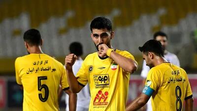 ورود ستاره جدید پرسپولیس به تهران؛با خودروی لاکچری اش! +عکس