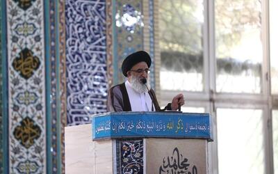امام جمعه کرج: شهید رئیسی مدیریت تراز انقلاب را نشان داد