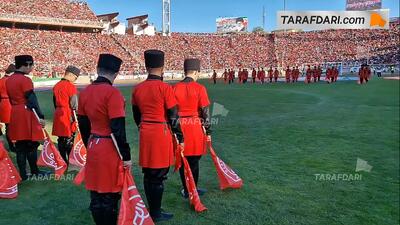 اجرای رقص آذری در جشن قهرمانی تراکتور در لیگ برتر - پارس فوتبال