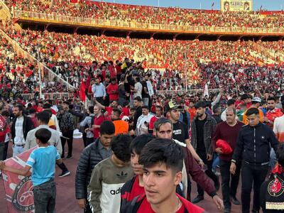 هرج و مرج جشن قهرمانی تراکتور را نیمه تمام گذاشت! - پارس فوتبال