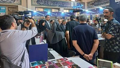 بازدید رئیس‌ جمهور از نمایشگاه کتاب - شهروند آنلاین