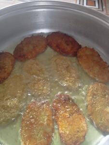 از شما/به وقت سرخ کردن کتلت