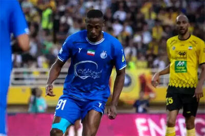 هواداران پرسپولیس علیه استقلال فیلم رو کردند!