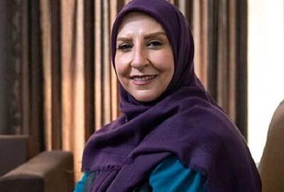 مرجانه گلچین در کنار گروه موسیقی خیابانی + فیلم