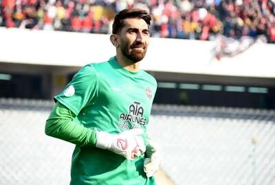 تصویر؛ کنایه مجدد علیرضا بیرانوند به پرسپولیسی‌ها
