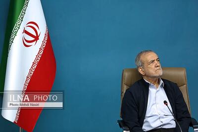 حضور رئیس‌جمهور در دومین سالگرد بازگشت ناوگروه ۸۶ نیروی دریایی ارتش