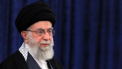 ببینید | قابی متفاوت از دیدار معلمان با رهبر انقلاب
