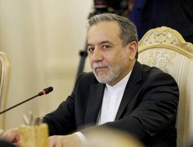 دیدار و گفت‌وگوی دبیر شورای عالی امنیت ملی ارمنستان با عراقچی (۲۷ اردیبهشت ۱۴۰۴)